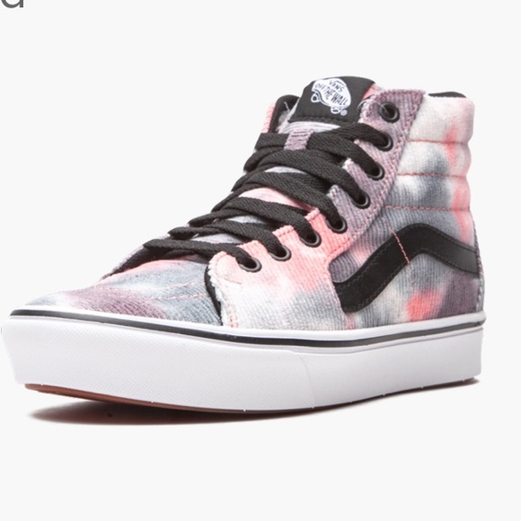 Vans Other - VANS CumfyCush Sk8 Hi Sneaker NWT